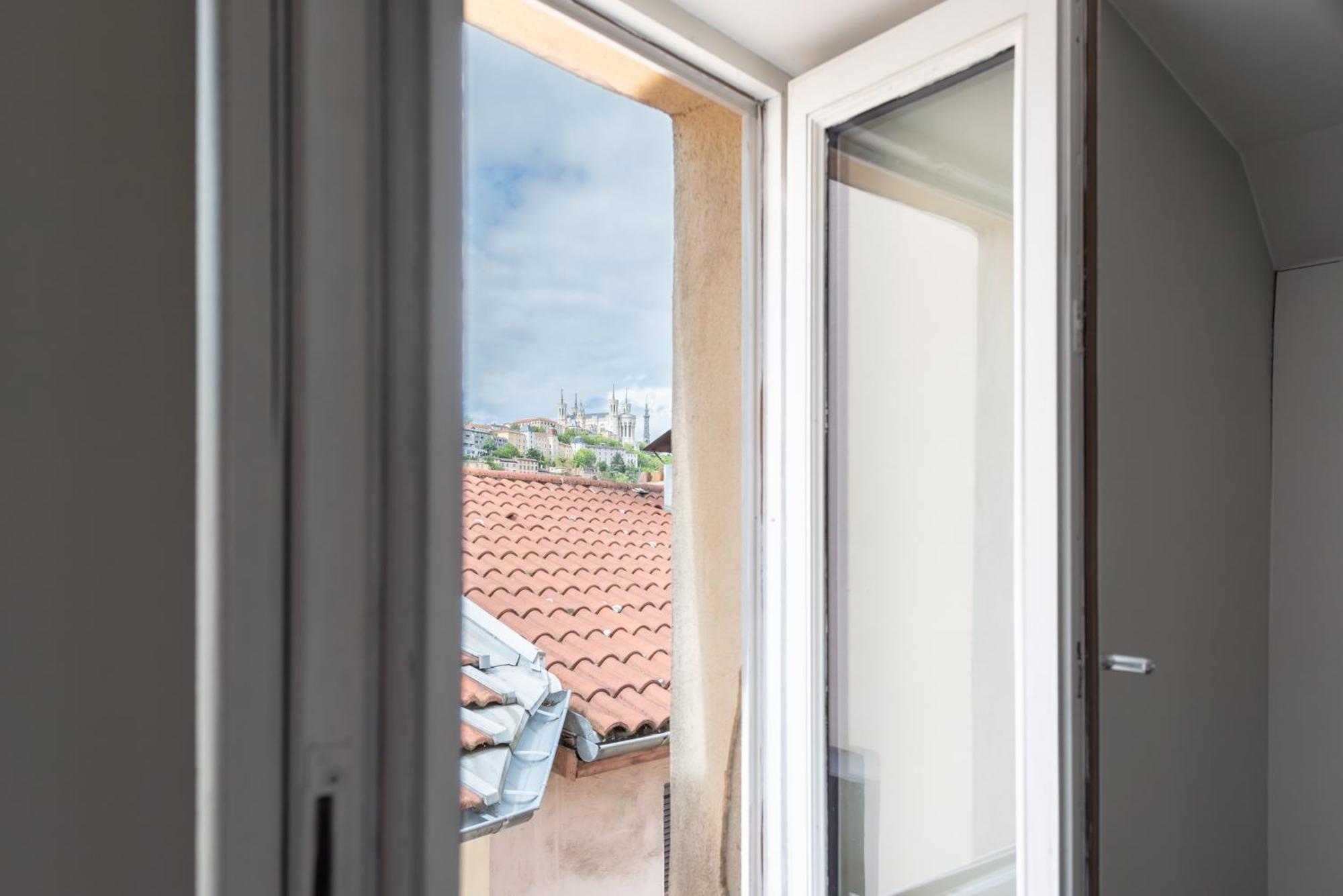 Le Jarente - Appt Pour 2 Centre De Lyon Apartment Luaran gambar